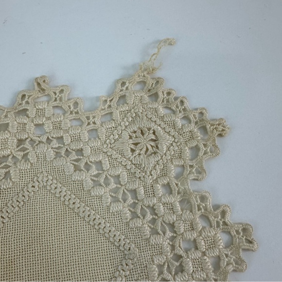 Vintage Cream Color Chic Lace Table Runner with Hardanger Embroidery - Picture 3 of 11